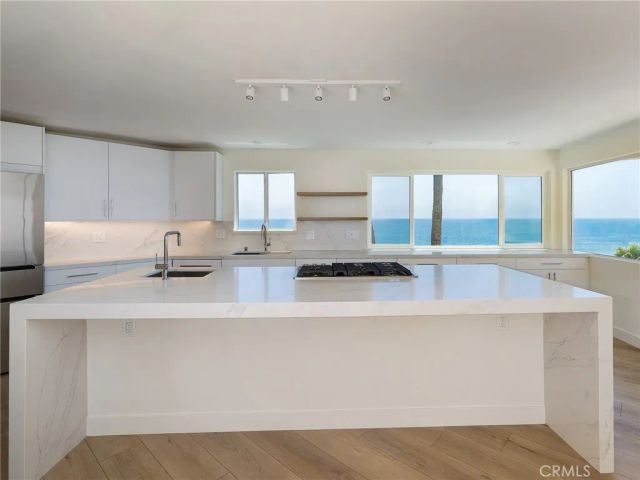 7331 Vista Del Mar Lane, Playa Del Rey, CA 90293