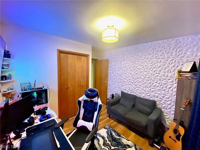 24350 Stephen Avenue, Euclid, OH 44123