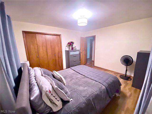 24350 Stephen Avenue, Euclid, OH 44123