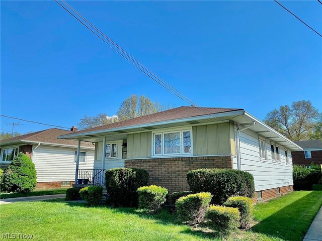 24350 Stephen Avenue, Euclid, OH 44123