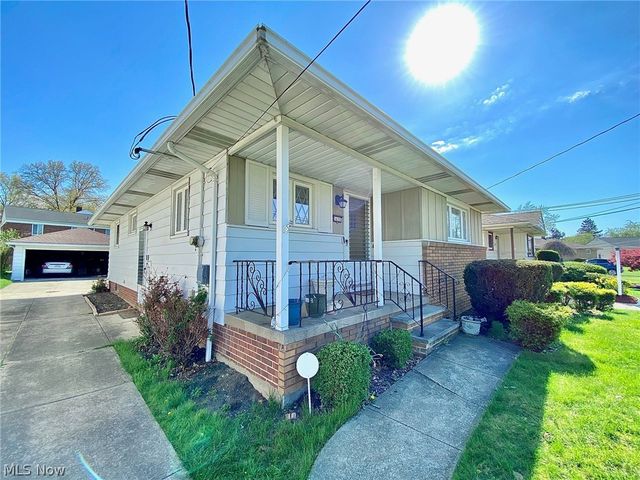 24350 Stephen Avenue, Euclid, OH 44123