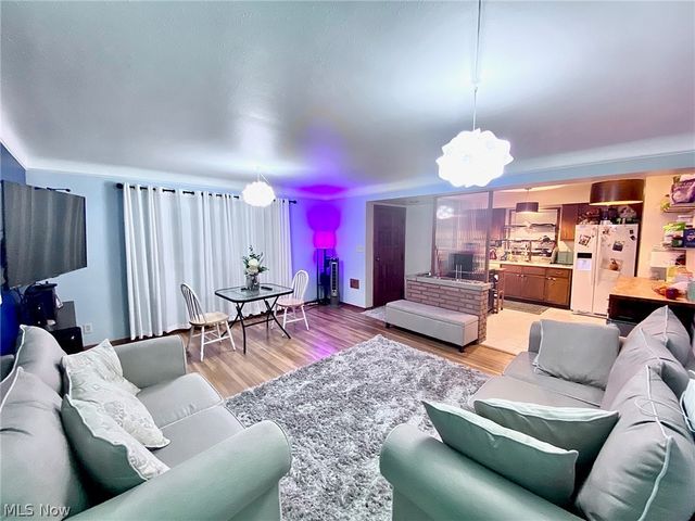 24350 Stephen Avenue, Euclid, OH 44123