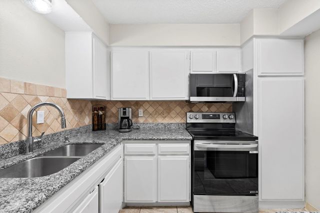7900 Westheimer Road 241, Houston, TX 77063