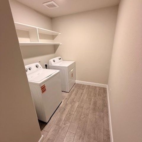 1332 Honey Creek Drive, Desoto, TX 75115