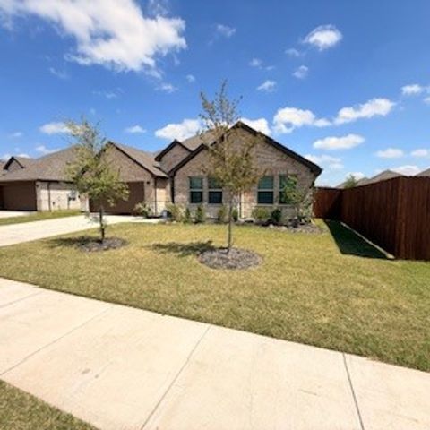 1332 Honey Creek Drive, Desoto, TX 75115