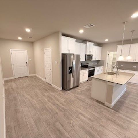 1332 Honey Creek Drive, Desoto, TX 75115