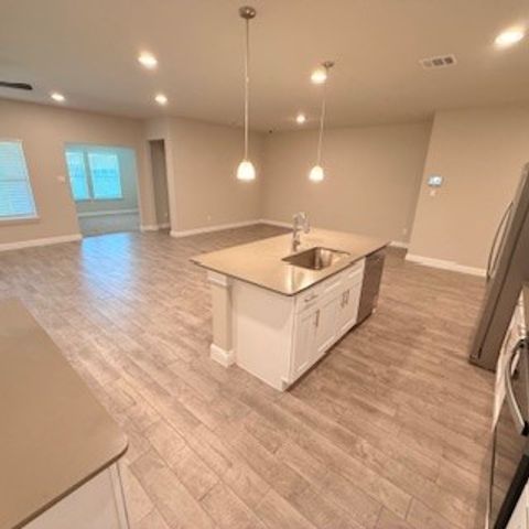 1332 Honey Creek Drive, Desoto, TX 75115