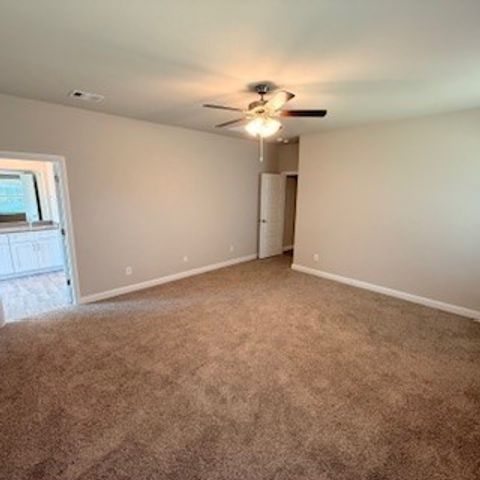 1332 Honey Creek Drive, Desoto, TX 75115