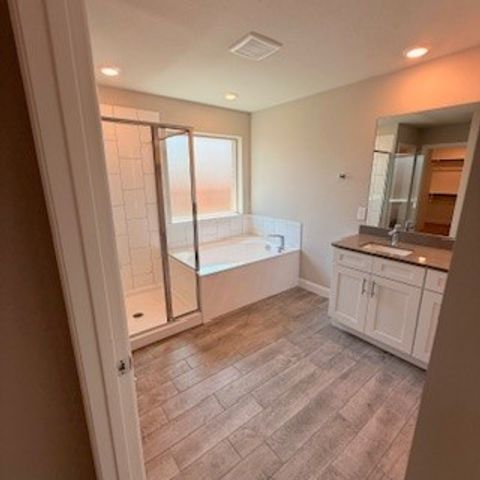 1332 Honey Creek Drive, Desoto, TX 75115