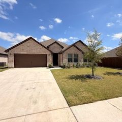 1332 Honey Creek Drive, Desoto, TX 75115