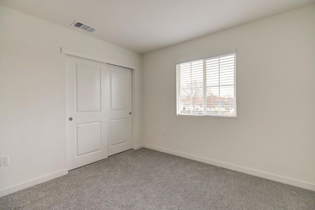 7761 Forestdale Way, Elk Grove, CA 95758