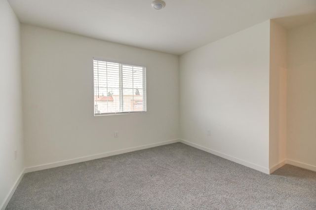 7761 Forestdale Way, Elk Grove, CA 95758