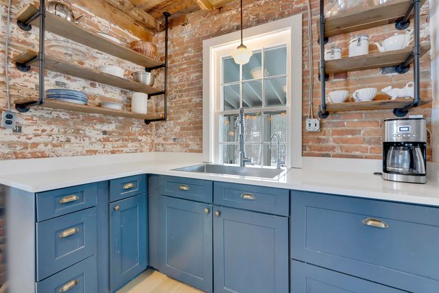 11 North Line Road, Wolfeboro, NH 03894