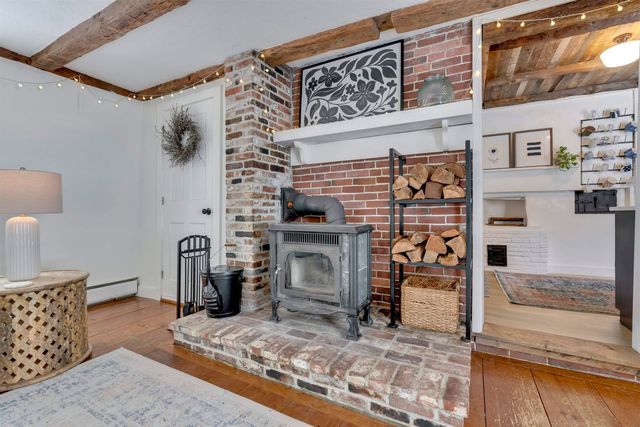 11 North Line Road, Wolfeboro, NH 03894