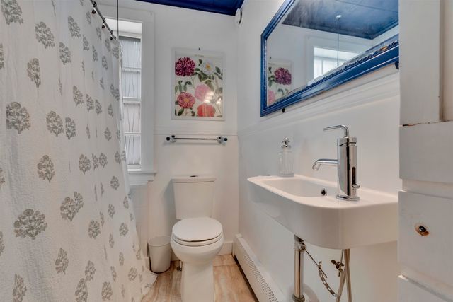 11 North Line Road, Wolfeboro, NH 03894