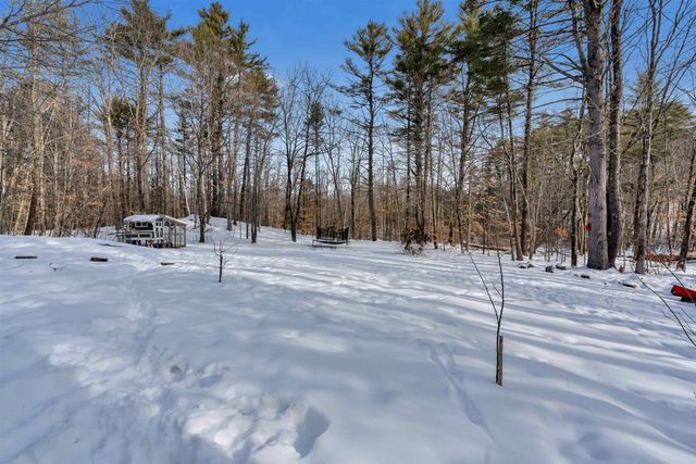 11 North Line Road, Wolfeboro, NH 03894