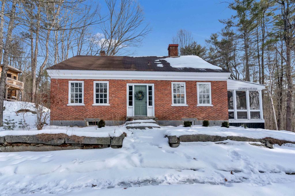 11 North Line Road, Wolfeboro, NH 03894
