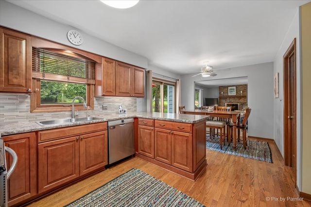 4402 FOX CREEK Drive, Crystal Lake, IL 60012