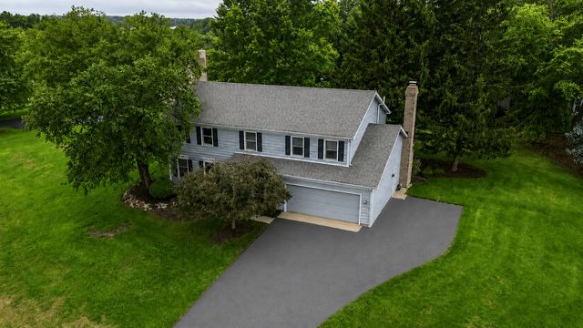 4402 FOX CREEK Drive, Crystal Lake, IL 60012