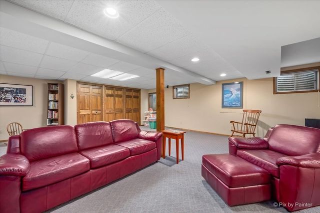 4402 FOX CREEK Drive, Crystal Lake, IL 60012