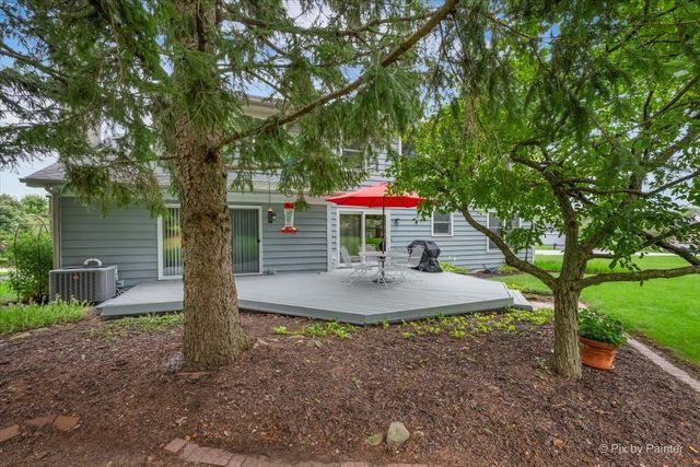 4402 FOX CREEK Drive, Crystal Lake, IL 60012