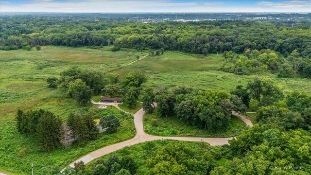 4402 FOX CREEK Drive, Crystal Lake, IL 60012