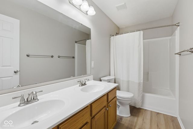 7230 Rodney Place, Noblesville, IN 46062