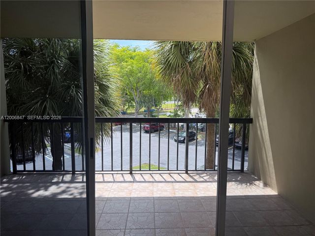 10835 SW 112th Ave 306, Miami, FL 33176