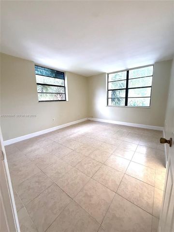 10835 SW 112th Ave 306, Miami, FL 33176