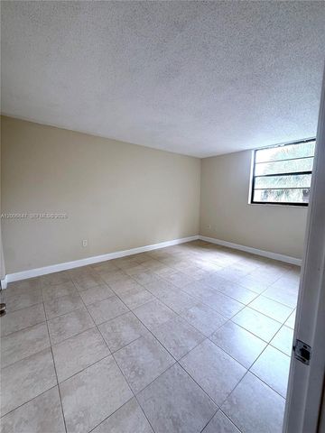 10835 SW 112th Ave 306, Miami, FL 33176