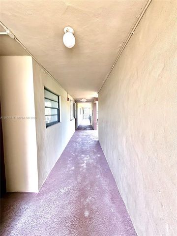 10835 SW 112th Ave 306, Miami, FL 33176