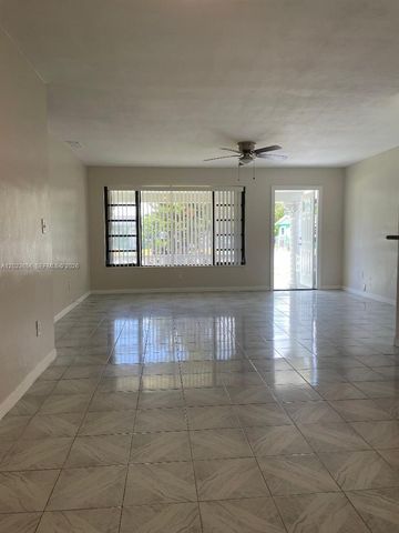 1225 NW 189th Ter, Miami Gardens, FL 33169