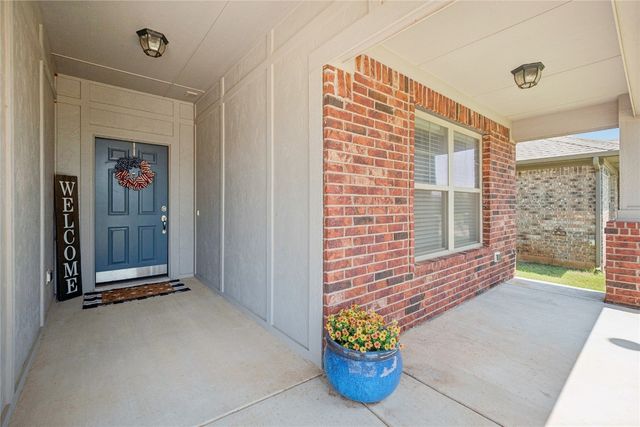 3504 Piney River Drive, Yukon, OK 73099