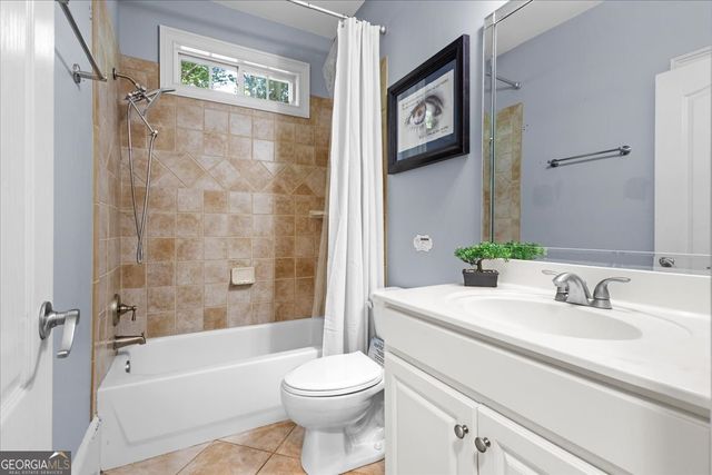 301 Fallstone Path, Mcdonough, GA 30253