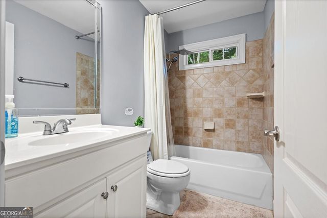 301 Fallstone Path, Mcdonough, GA 30253
