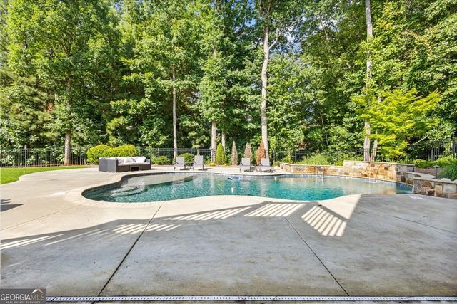 301 Fallstone Path, Mcdonough, GA 30253