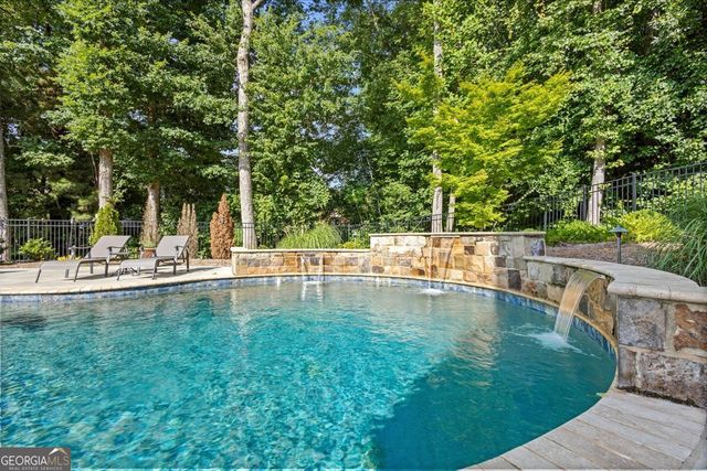 301 Fallstone Path, Mcdonough, GA 30253