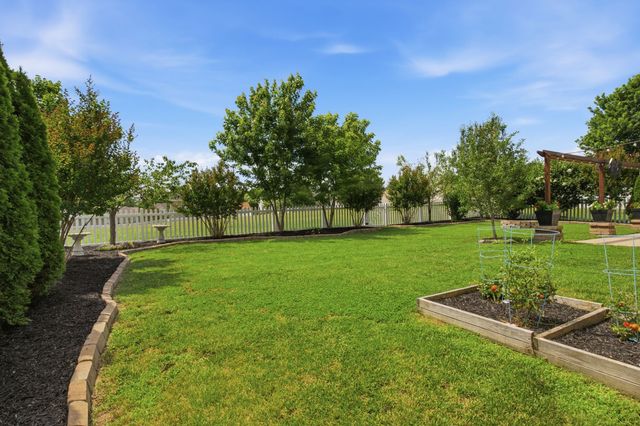 177 Vintage Cir, Hendersonville, TN 37075