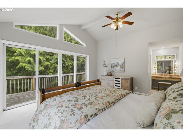 12208 Sw 34TH Ave, Portland, OR 97219