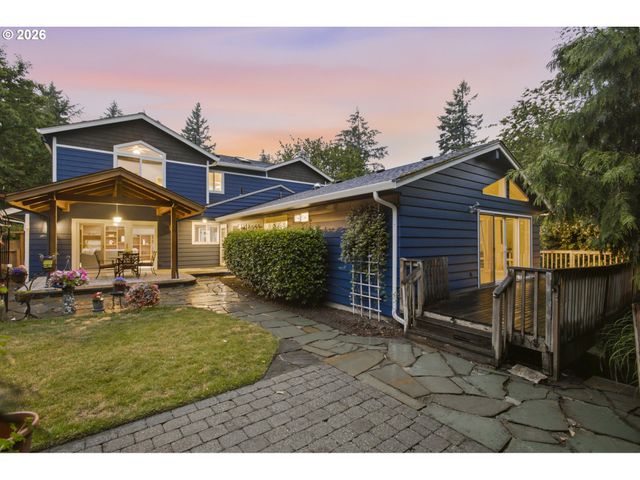 12208 Sw 34TH Ave, Portland, OR 97219