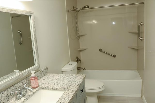 8424 NW 2 PLACE, Gainesville, FL 32607