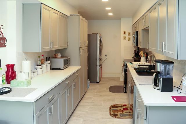8424 NW 2 PLACE, Gainesville, FL 32607