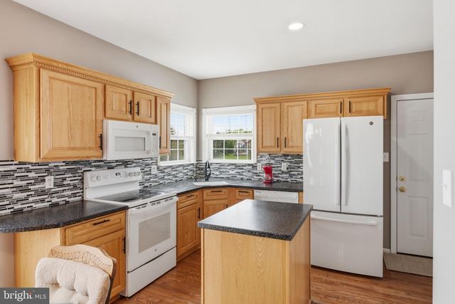 308 WATERVIEW DR, New Castle, DE 19720