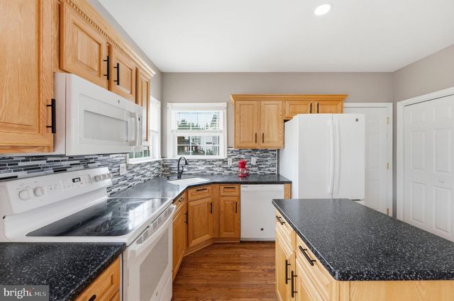 308 WATERVIEW DR, New Castle, DE 19720