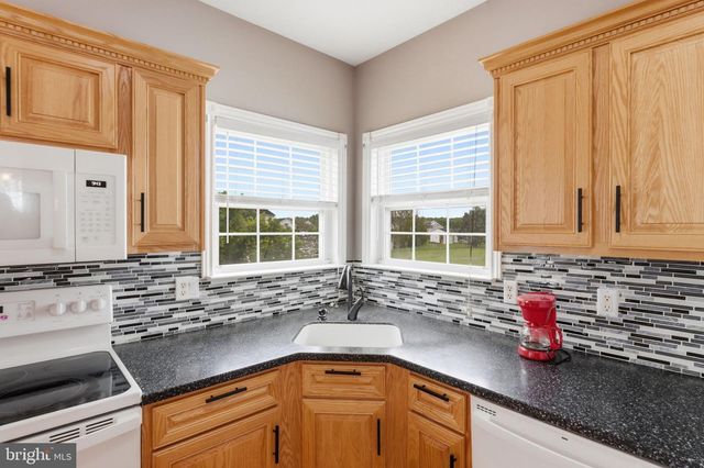 308 WATERVIEW DR, New Castle, DE 19720