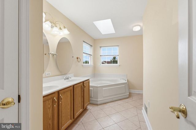 308 WATERVIEW DR, New Castle, DE 19720