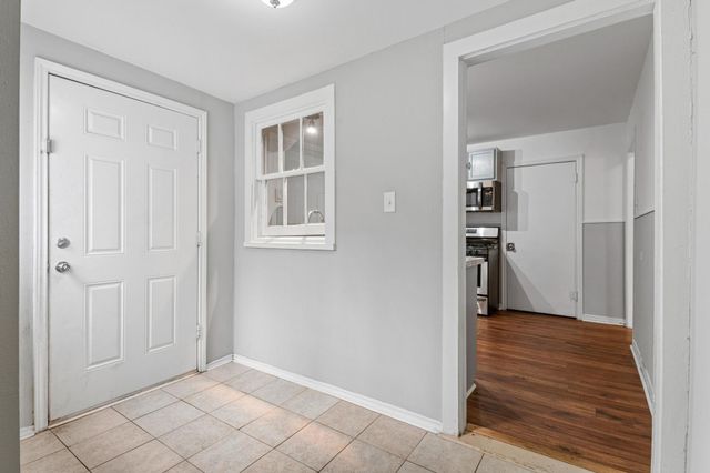 702 W Bells Boulevard, Bells, TX 75414