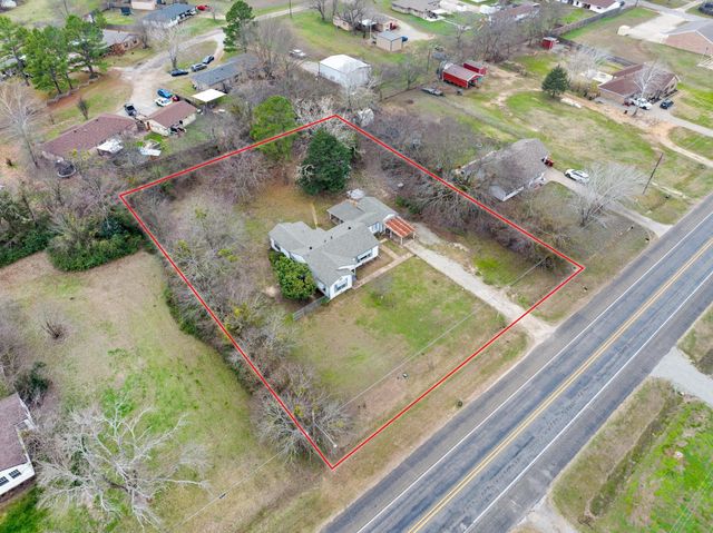 702 W Bells Boulevard, Bells, TX 75414