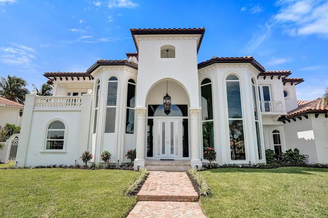 890 Lilac Drive, Boca Raton, FL 33487