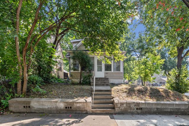 3400 Aldrich Avenue N, Minneapolis, MN 55412